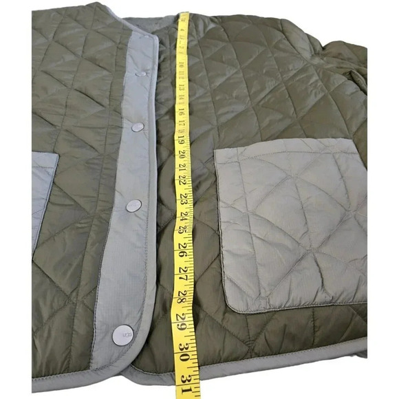UGG Olive Amelea Reversible Quilt Oversized Jacket Long Sleeves Size M Women's - Picture 7 of 16